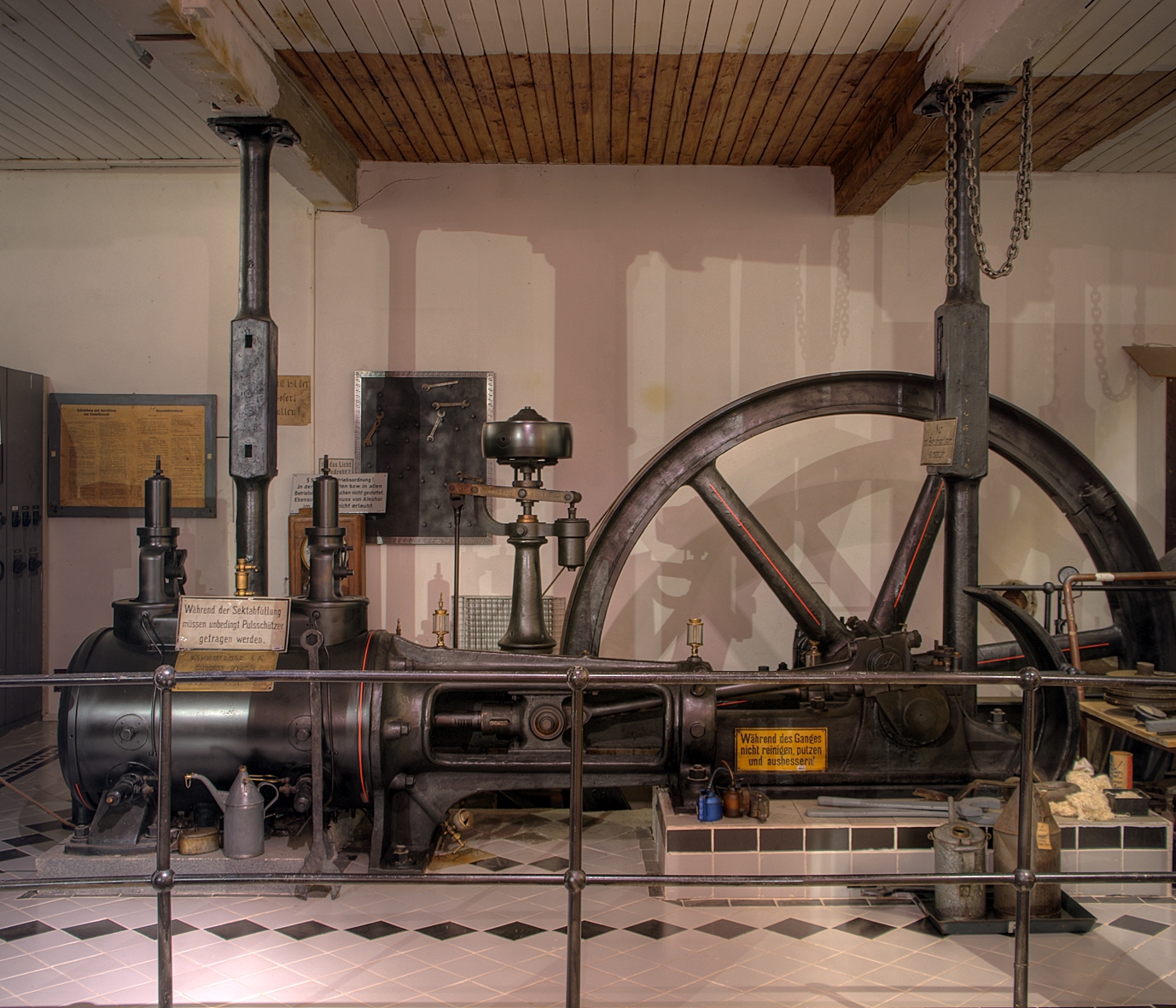 Blick auf die Dampfmaschine, Baujahr 1911